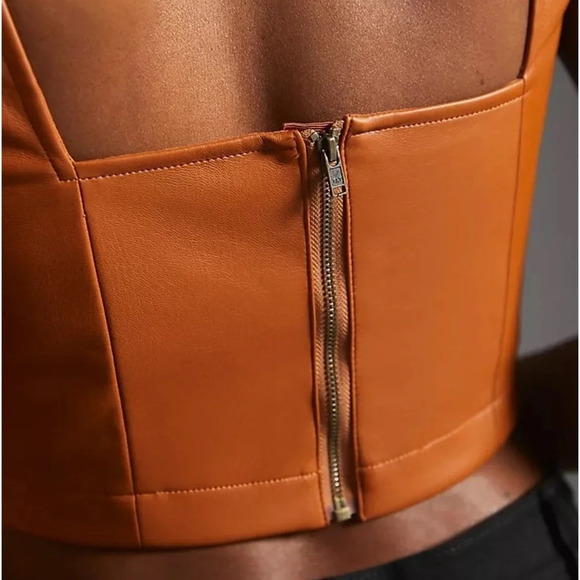 NWT Anthropologie Maeve Faux Leather Notch Tank 0 - Picture 2 of 7